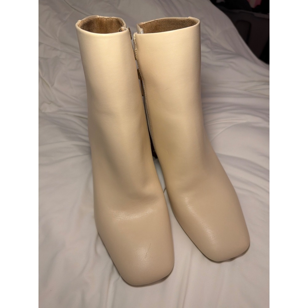 Sam & Libby Womens Cream Beige Square Toe Block Heel Ankle Boots Size 10